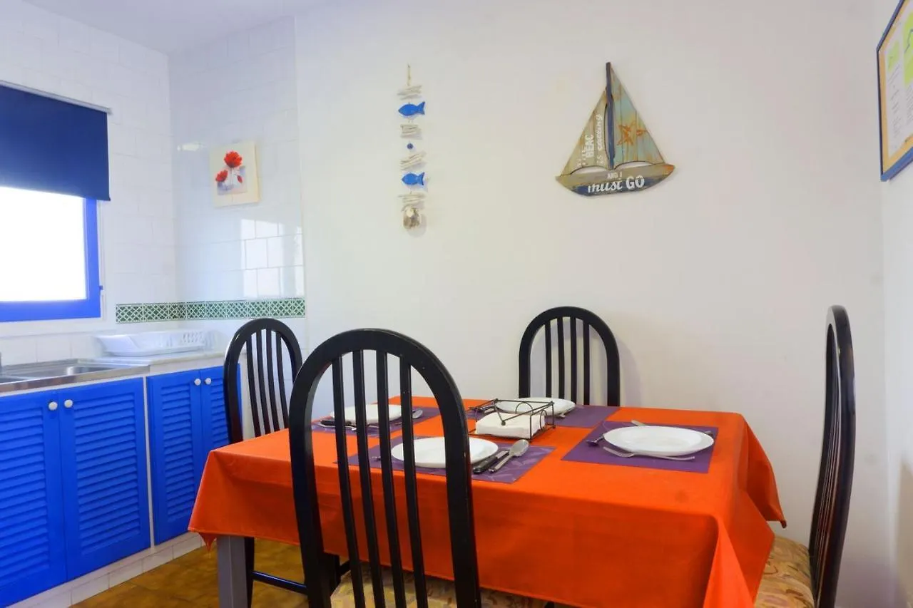 Apartamentos Ciutadella Cala Blanca